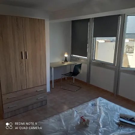 Residencia Triana Apartment